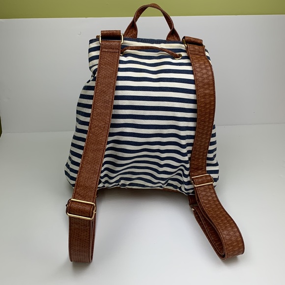 Aldo Backpack - Picture 3 of 10